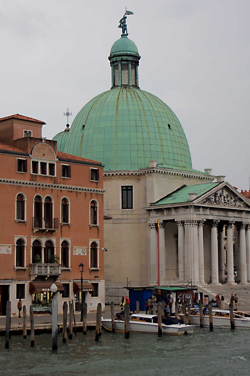 The Church of San Simeone Piccolo, built between 1718 and 1738. Despite its age, this is one of the most recently built churches in Venice, modelled on the Pantheon in Rome