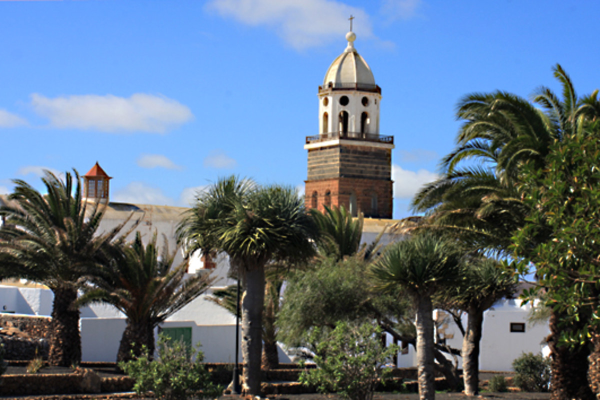 The Church of Nuestra Señora de Guadalupe in Teguise is said to be the oldest on the island, dating back to the 16th century, though much renovated since