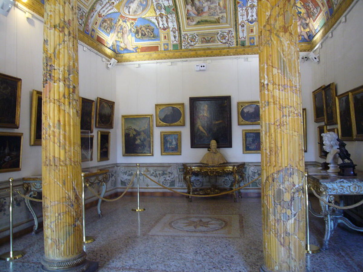 Christina's bedroom at Palazzo Corsini.