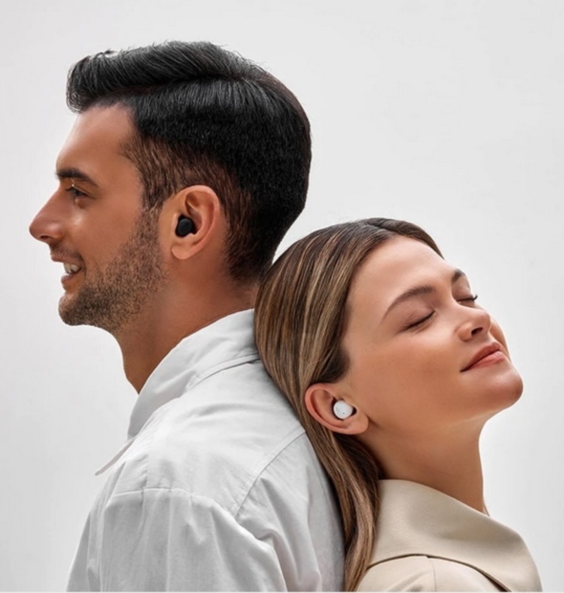 the-comfobuds-mini-true-wireless-earbuds-are-tiny-powerful-sound