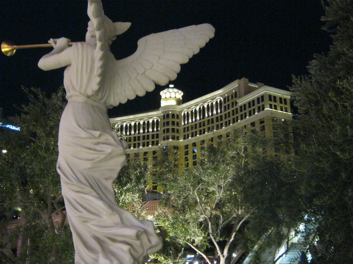 A neat view of the Bellagio Hotel, as seen from over by the statues of Caesar's Palace.