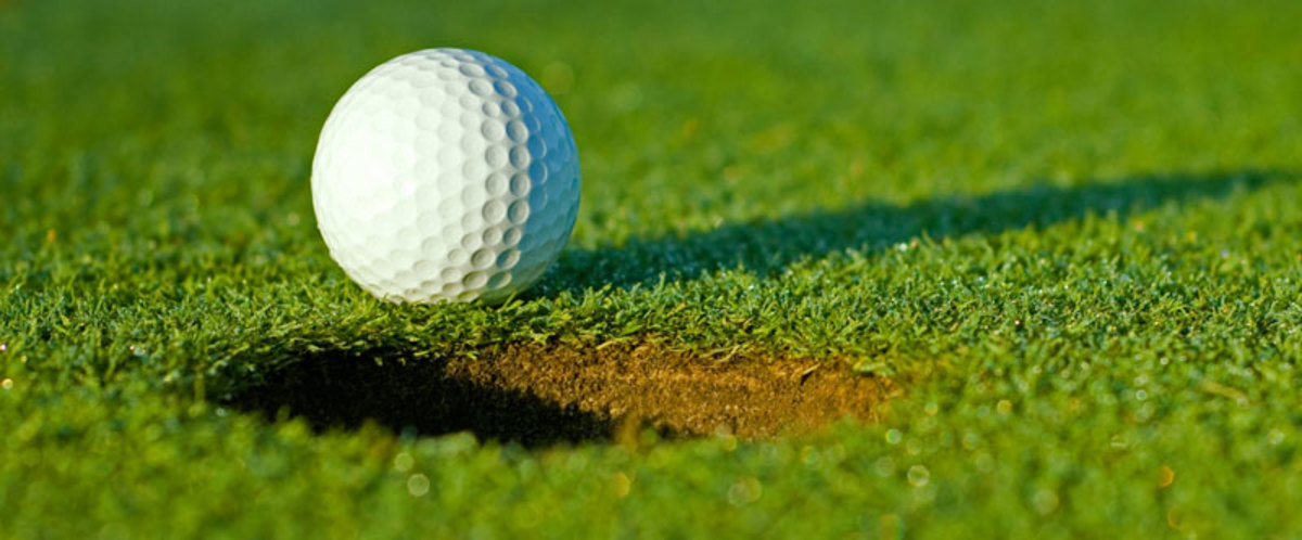Thin, short grass blades for putting greens—take your best shot! 
