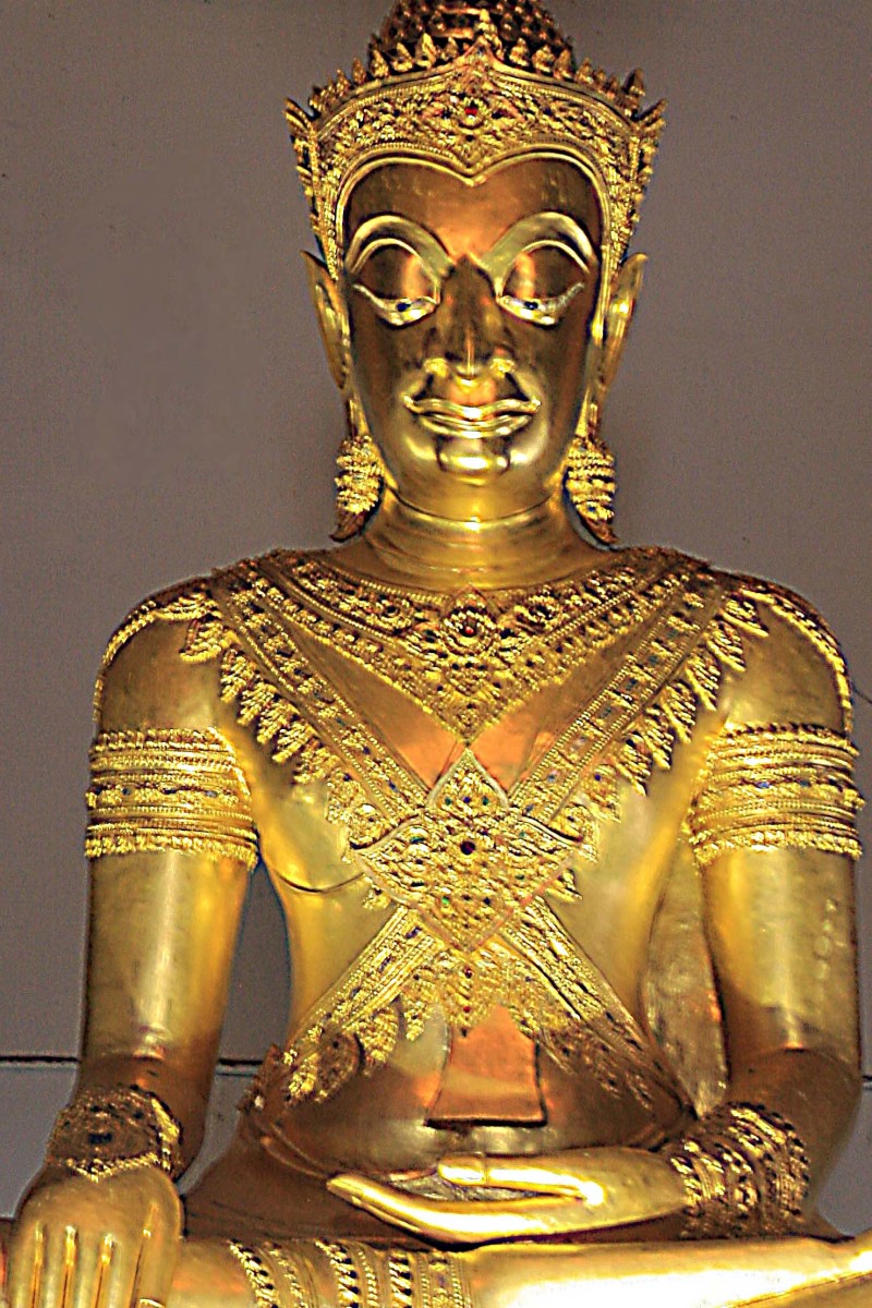 The Golden Buddha of Wat Na Phramane - principal statue of the temple