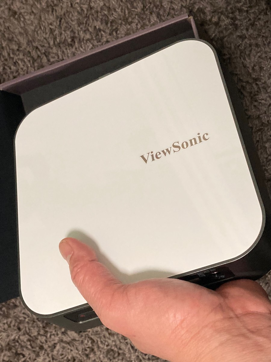 The ViewSonic M2e Projector Review