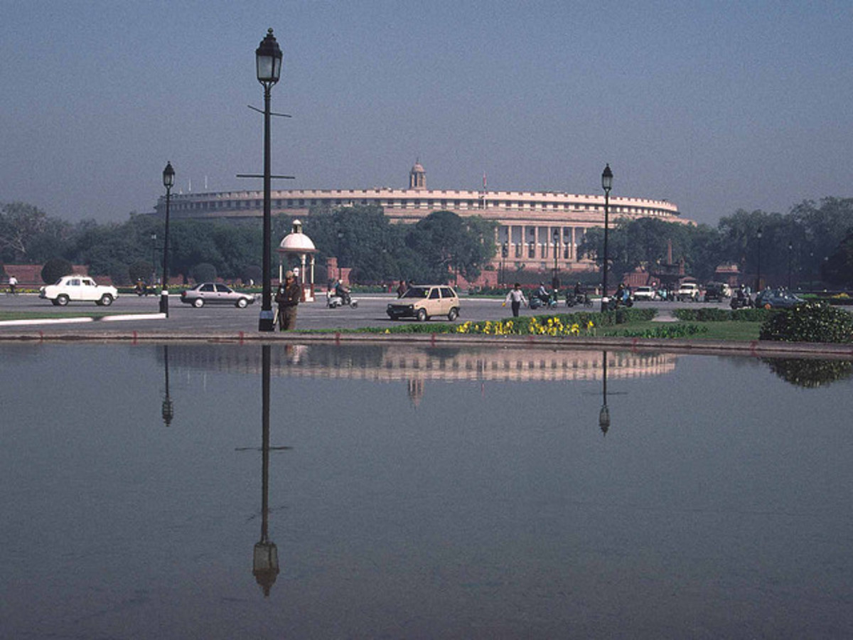 Building of Parliament House and its refelction