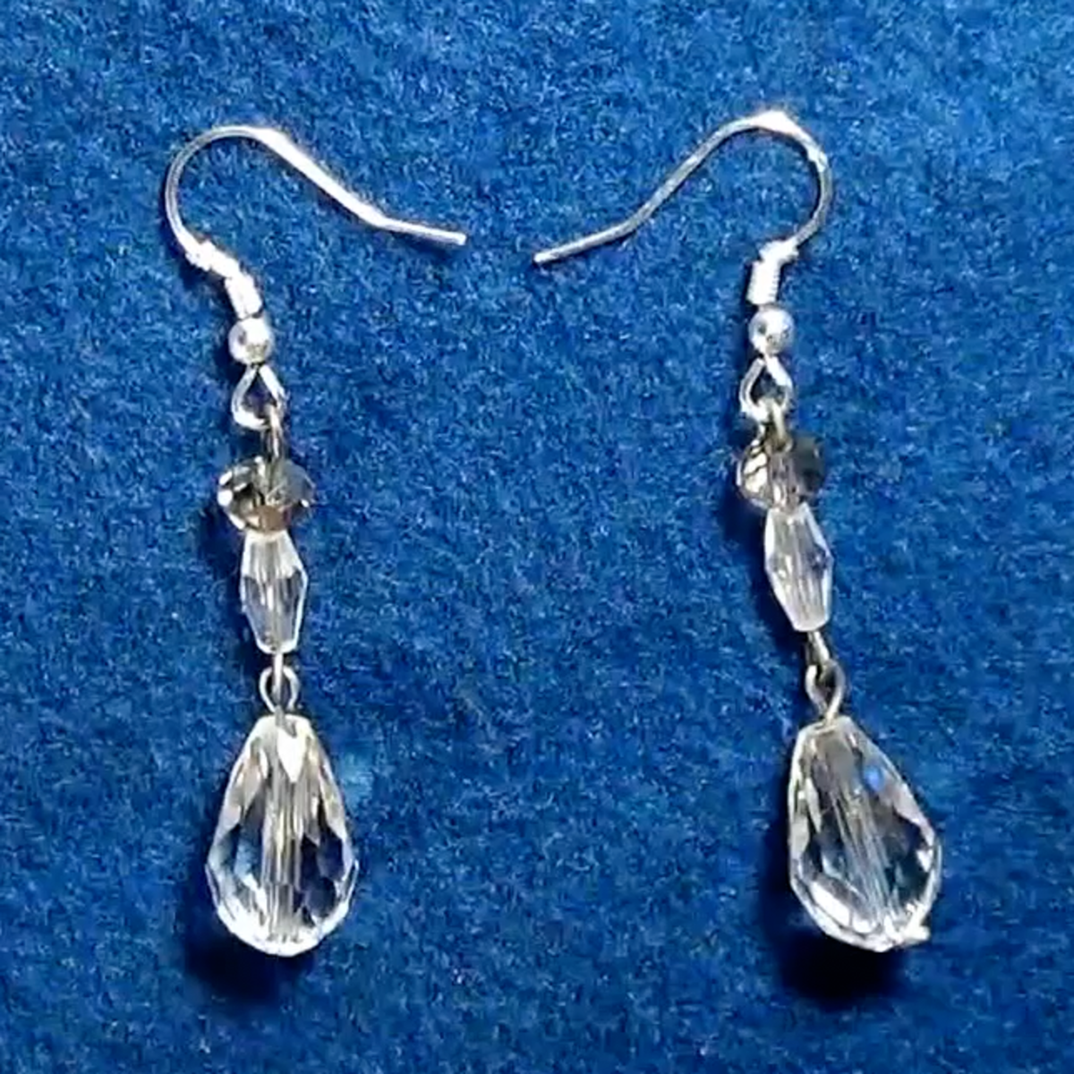 Learn How to Make a Pair of Handmade Crystal Wedding Earrings