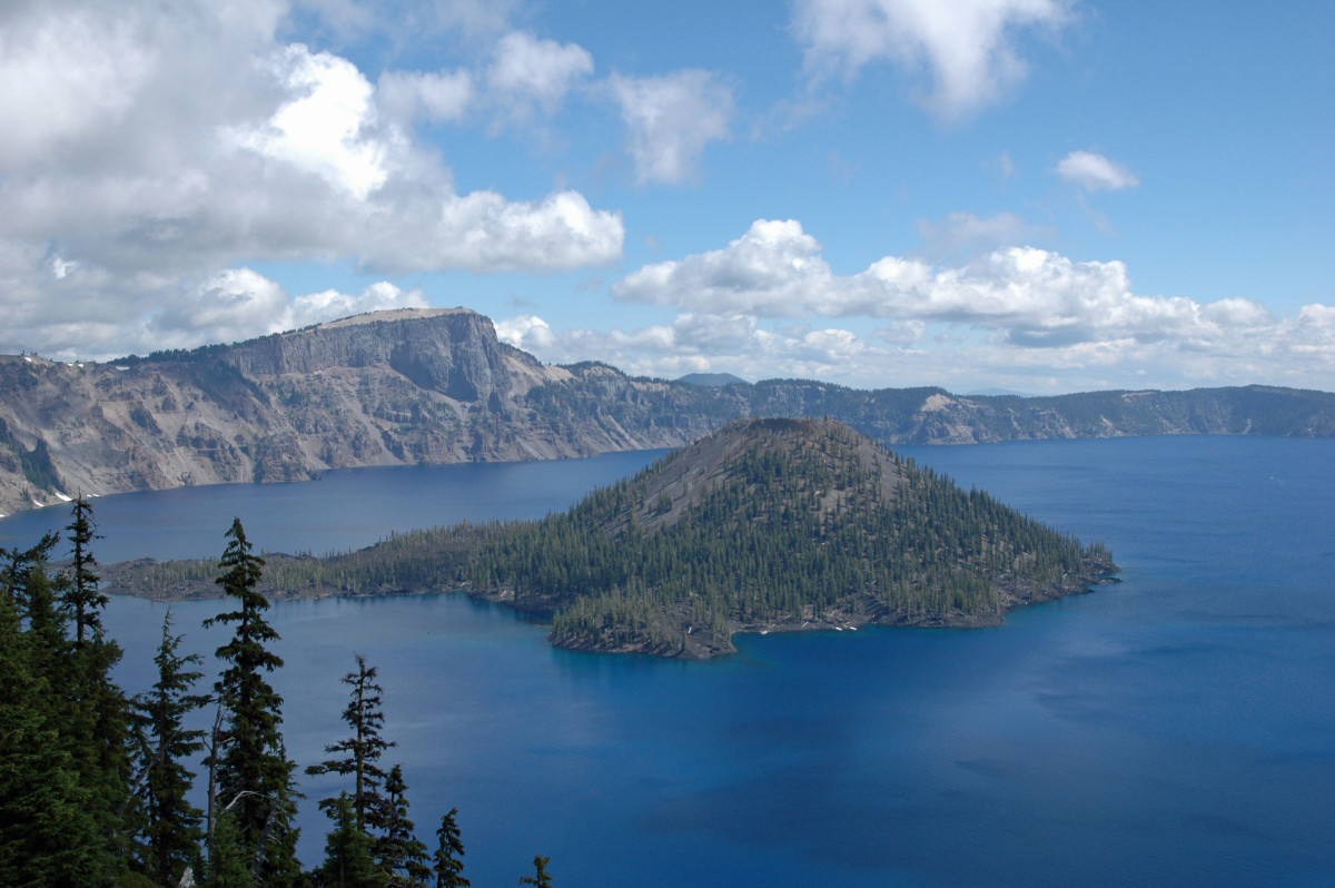 best-places-to-visit-in-oregon-crater-lake-national-park