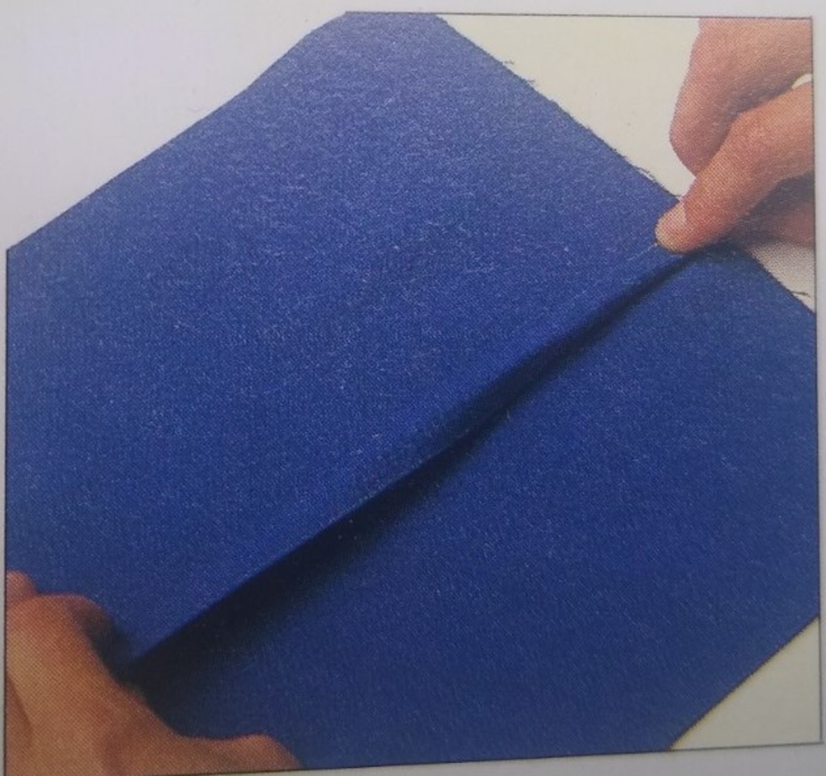 How to Make a Seam Using Different Sewing Techniques