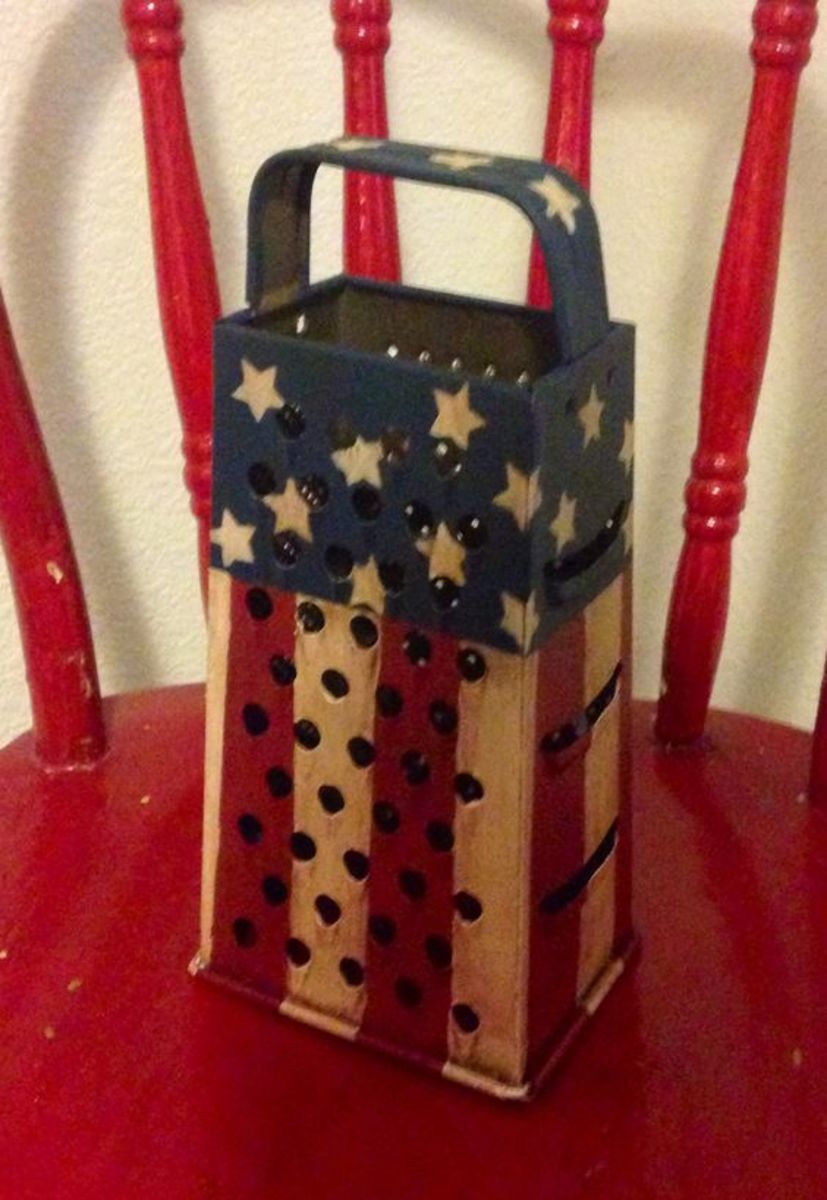 Old grater cleverly refashioned as a July 4th centerpiece