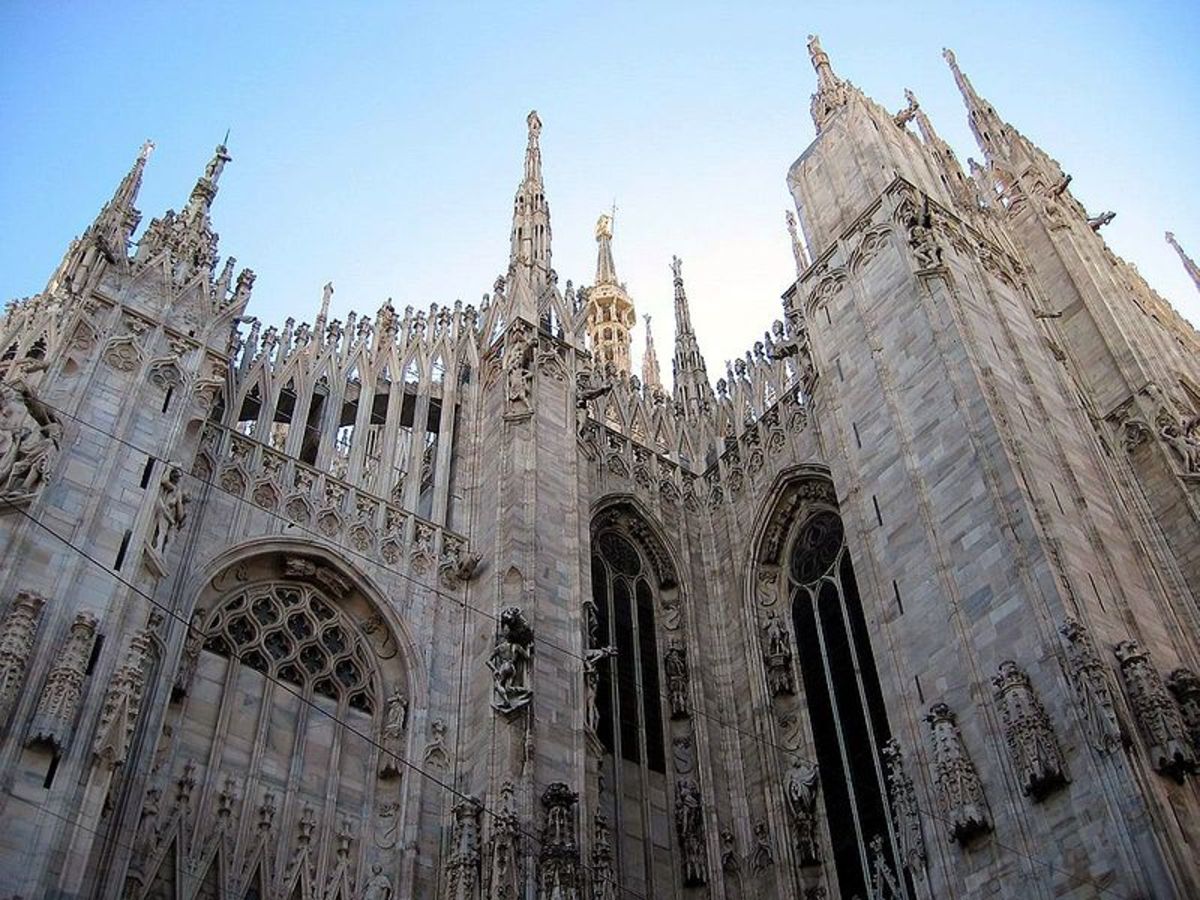 things-to-do-in-milan-in-italy-visit-the-gothic-cathedral-in-piazza-duomo