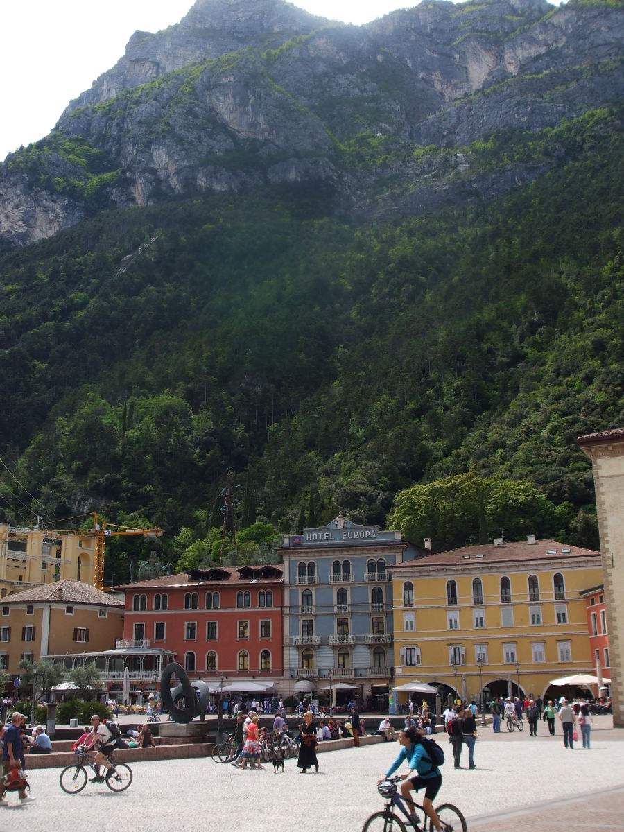 a-rough-guide-to-lake-garda-things-to-do-in-riva