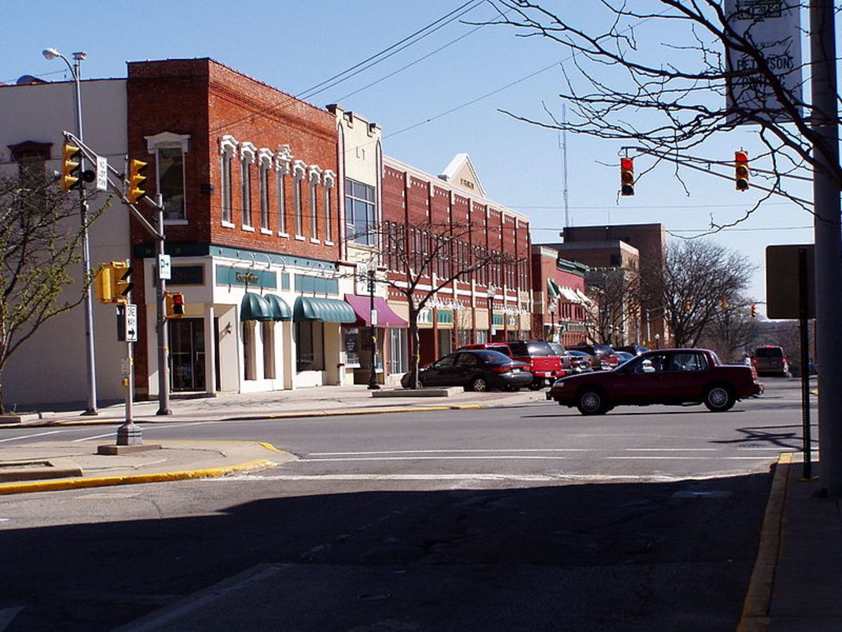 Downtown Valparaiso hosts a variety of events throughout the summer.