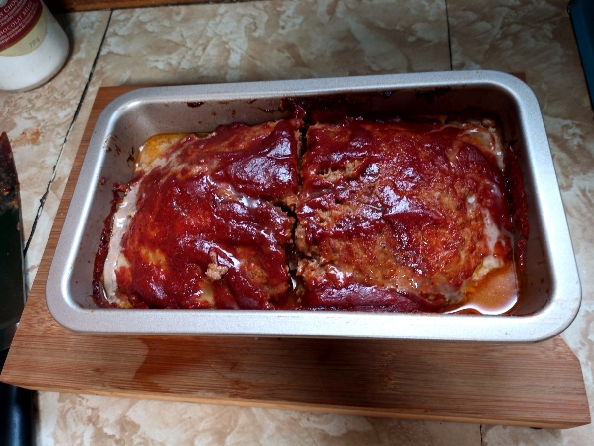 The meatloaf turned out well after I baked it for an hour