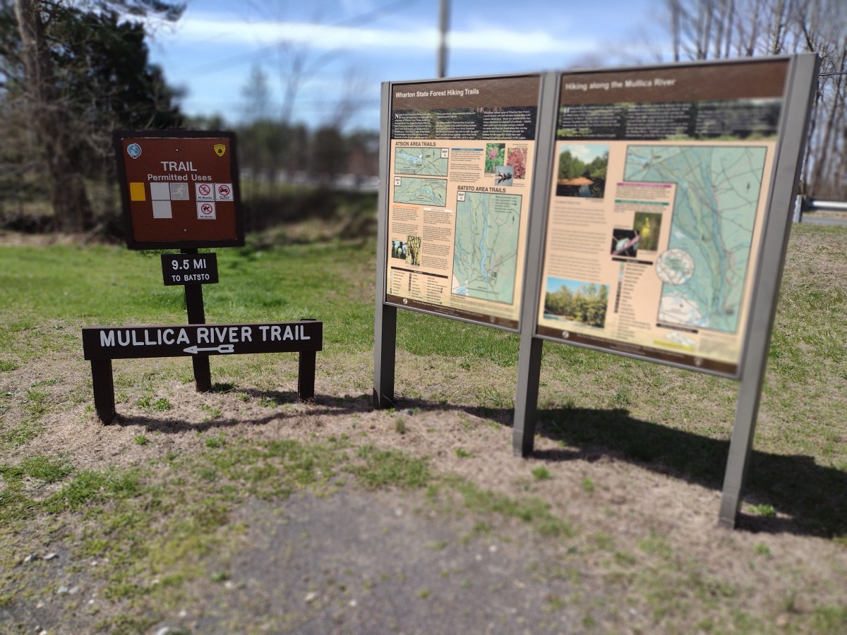 The trail head begins in front of the Ranger Station facing Route 206.