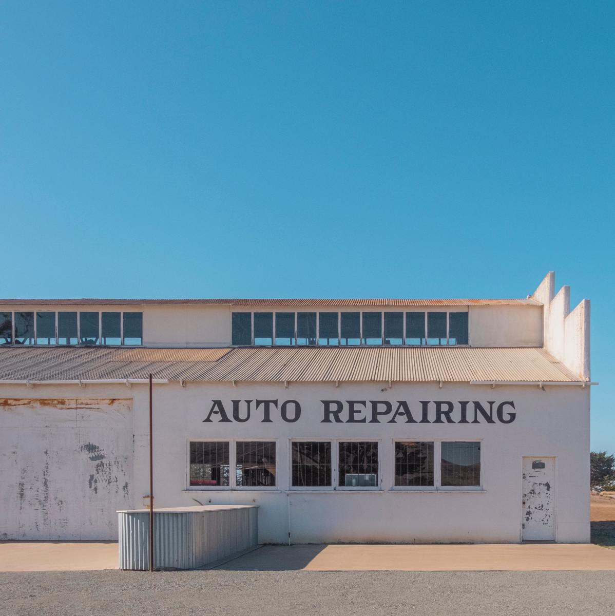 With the right premises and equipment, pening an auto repair shop can be a fulfilling and profitable business. 