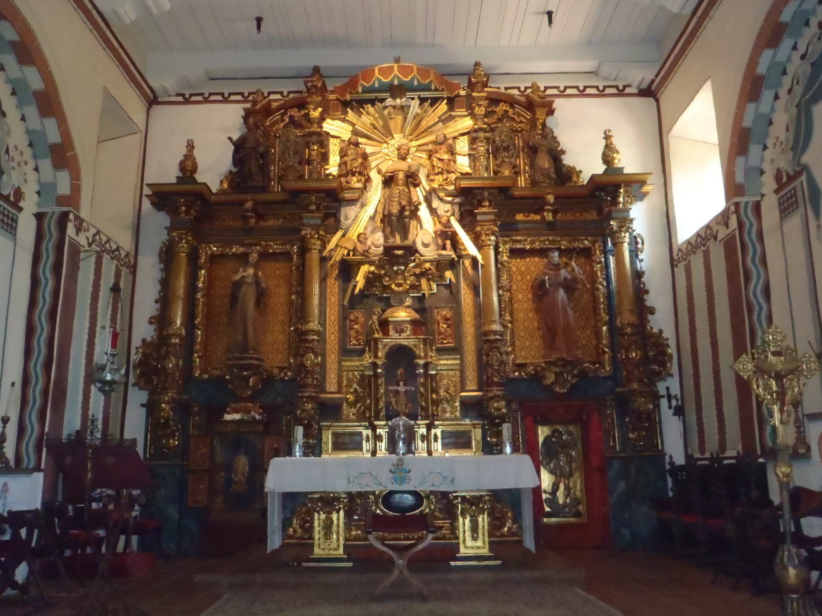 the gold leaf reredos of Mission San Fernando date to the 16th century. 