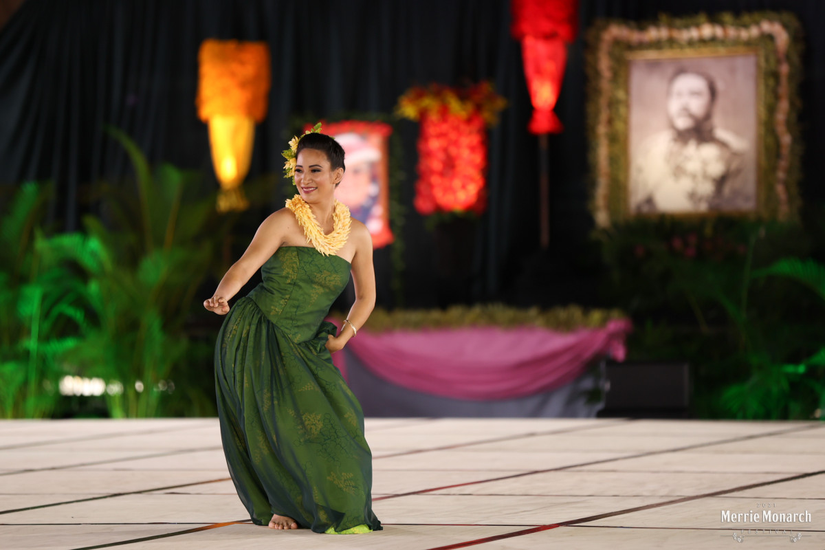MM2021 Miss Aloha Hula contest 2ND PLACE Ashley Kilioulaninuiamamaohoʻopiʻiwahineka-pualokeokalaniākea Lai Ka Liko Pua O Kalaniākea Kumu: Kapua Dalire-Moe