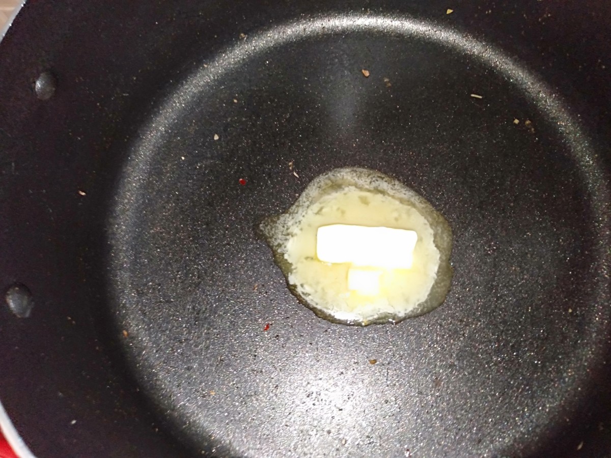 In another pan, heat 3 tbsp butter.