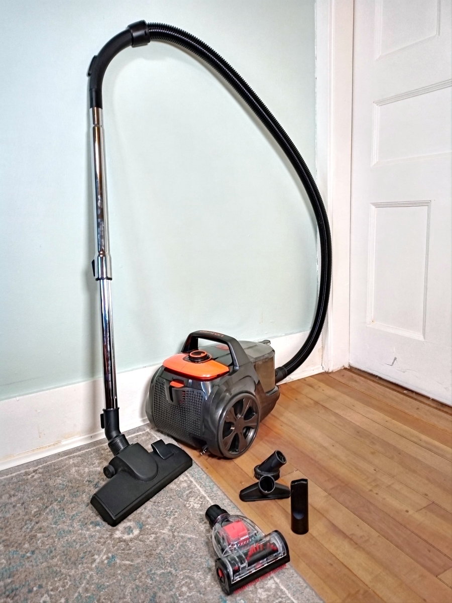 The Aspiron AS-CA006 canister vacuum cleaner