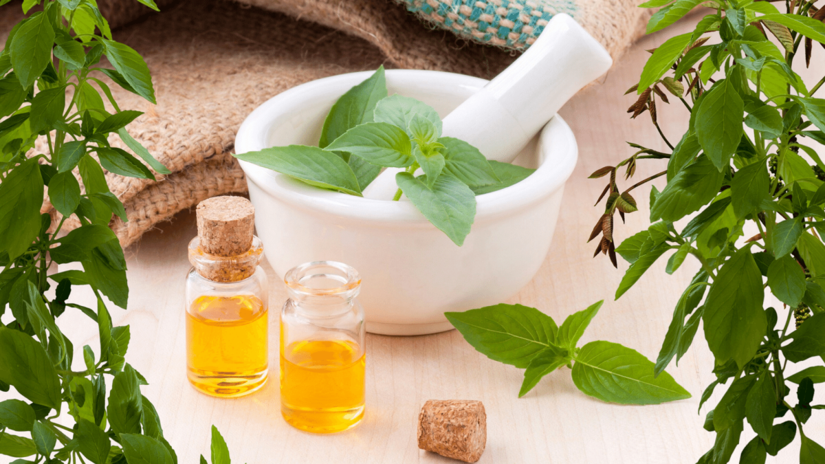 25 Amazing Alternatives to Medicine that You Should Consider!
