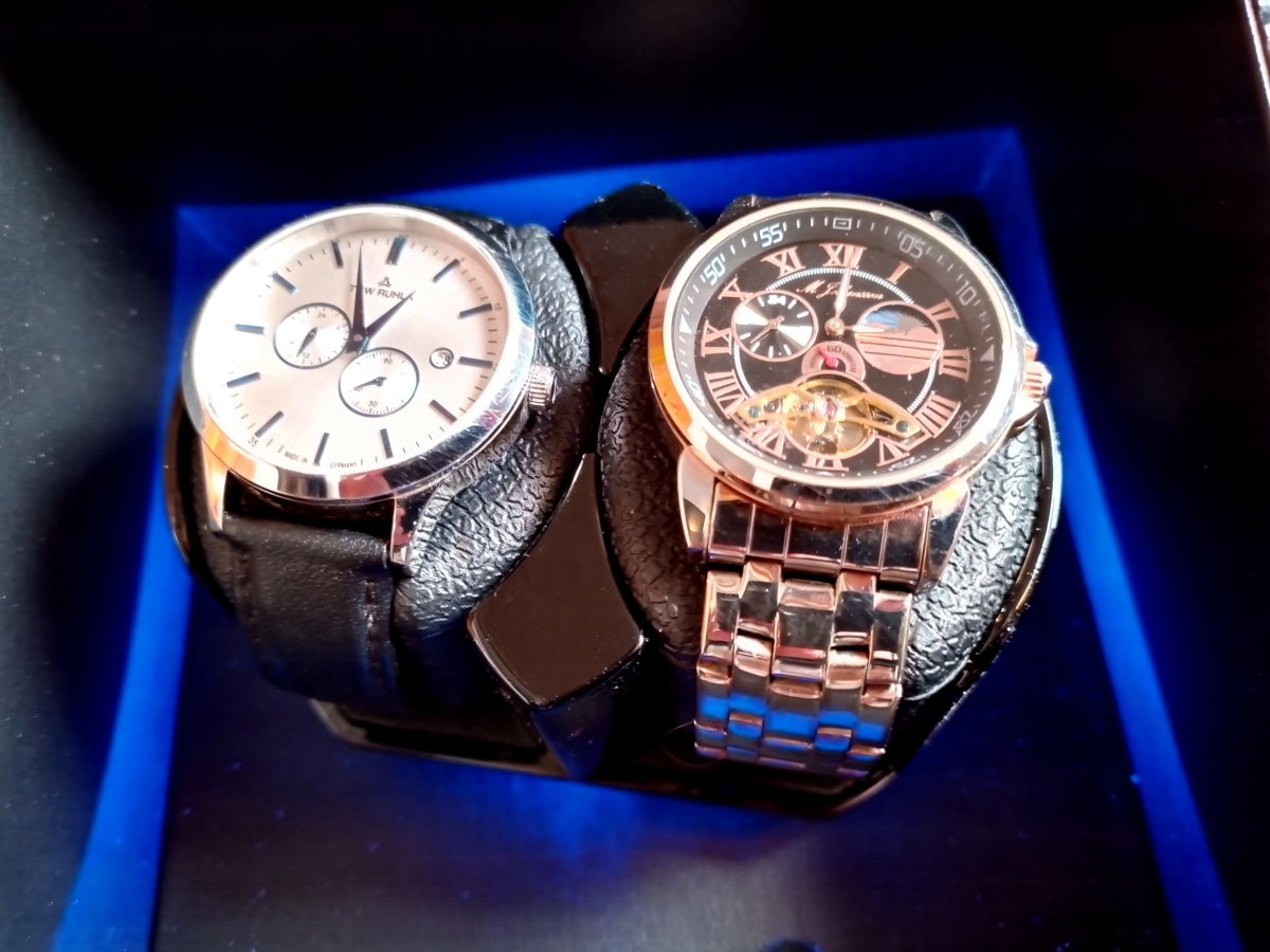 A pair of automatic watches