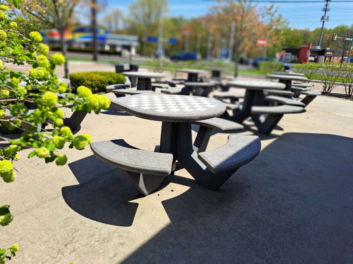 The outdoor seating area was clean and spacious at Curly's Comfort Food.