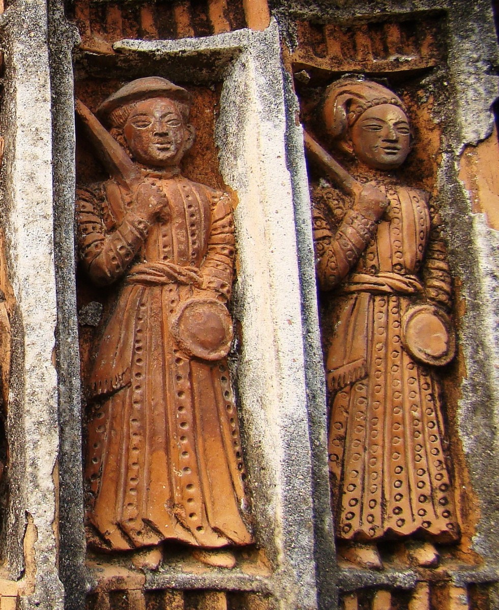 Guards; terracotta; Pratapeshwar temple; Kalna, Purva Bardhaman