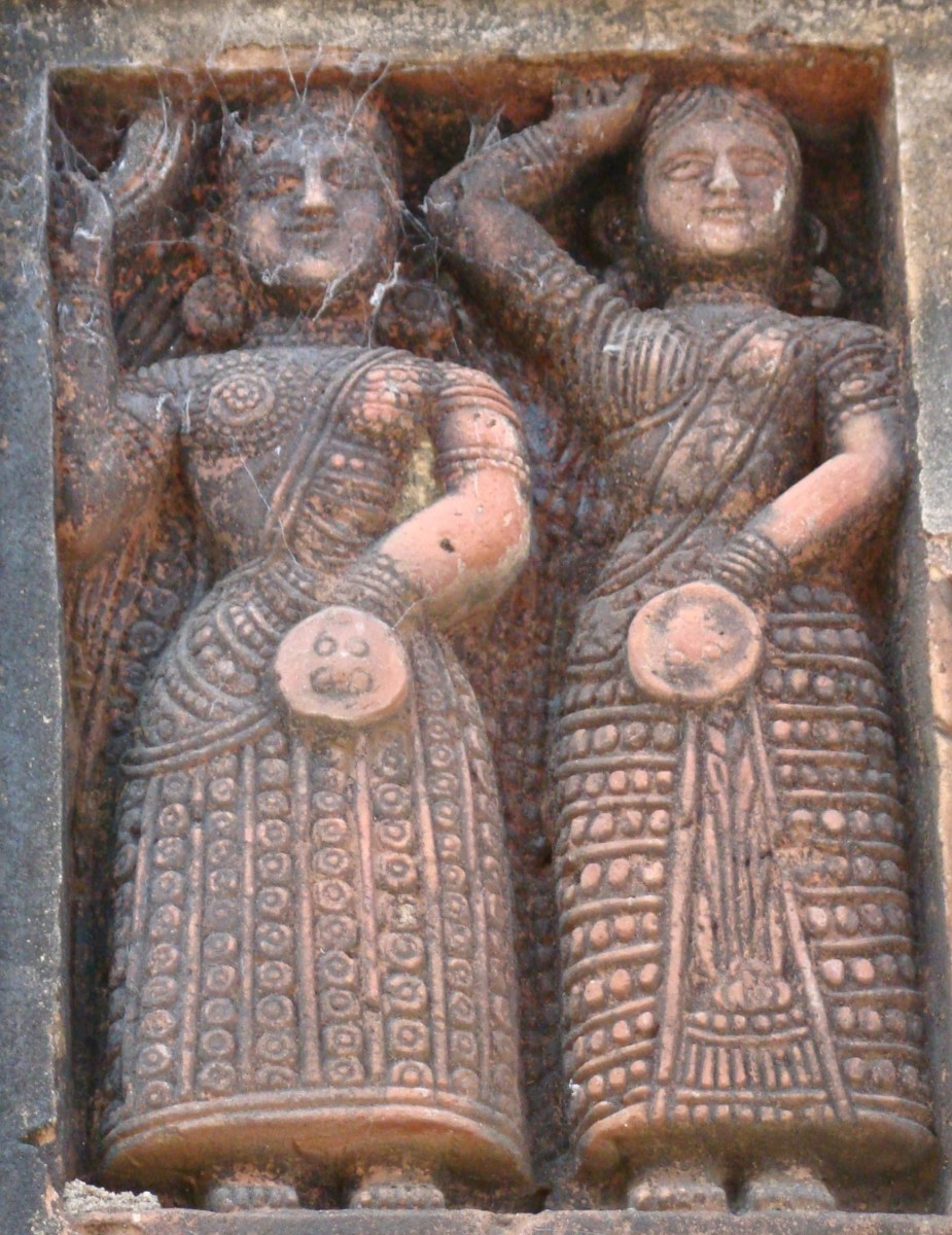 Two armed female guards; terracotta; Bankati-Ajodhya; Paschim Bardhaman