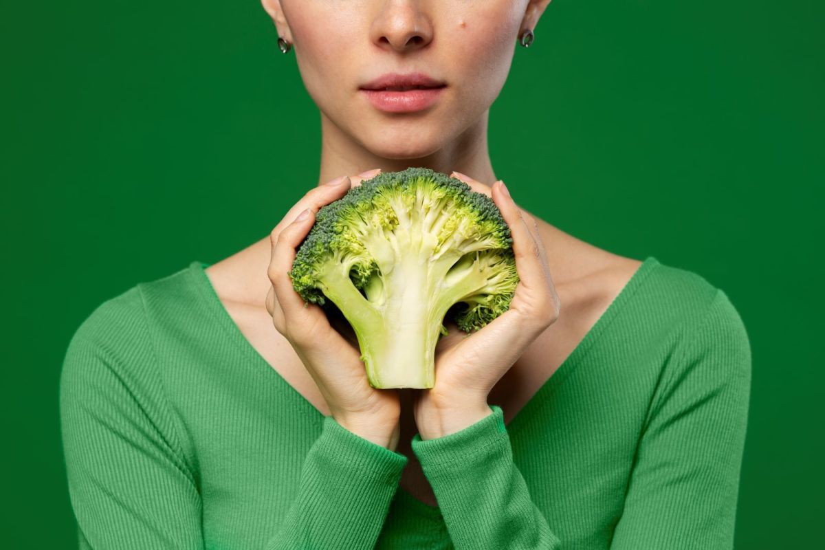 Why Does Broccoli Turn Yellow And Is It Safe To Eat Delishably