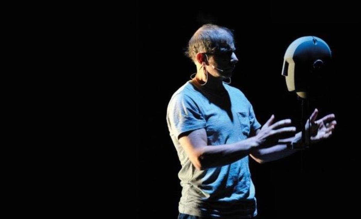 The Hidden Review:  Complicite’s The Encounter Theatre Review