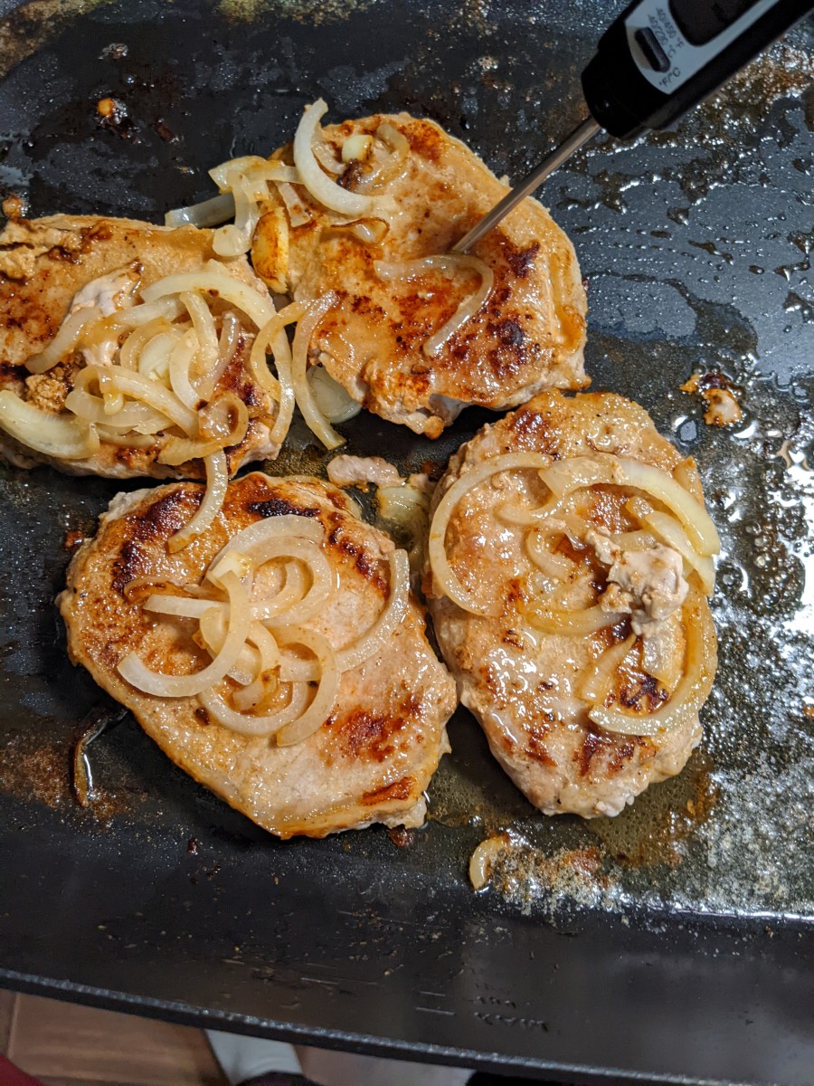 Pork Chops - Fried in Butter with Onion Slices