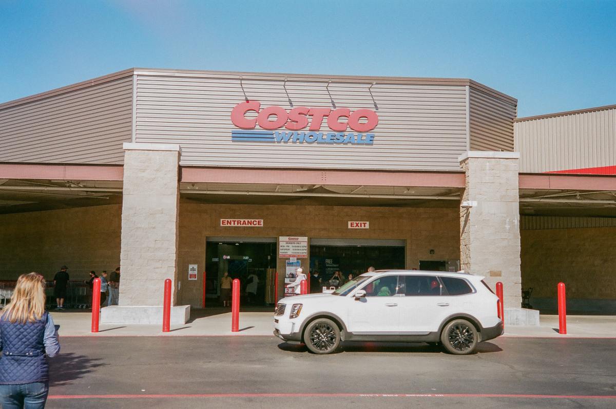 Couple’s Epic ‘Costco’ Date Night Is Total Relationship Goals