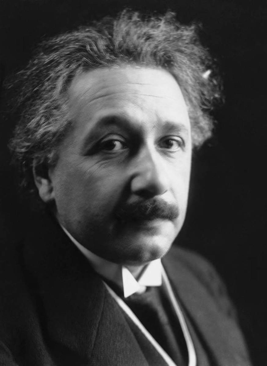 The Myth of Einsteinian uber-Genius