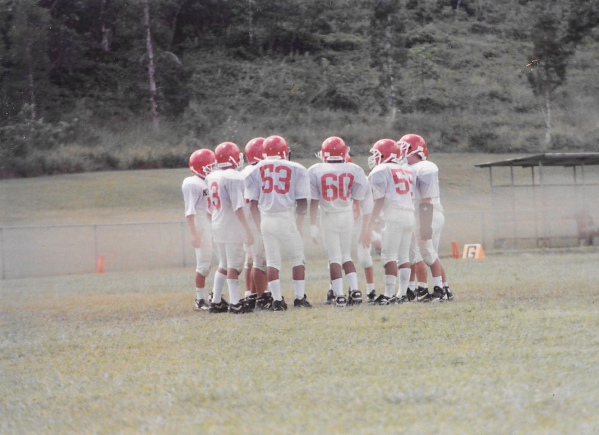4 Things to Know Before Signing Up for Youth Football