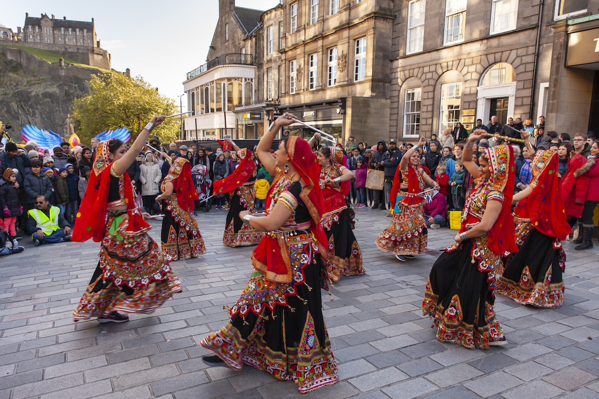 Street performance in Castle St during the Edinburgh Festival.