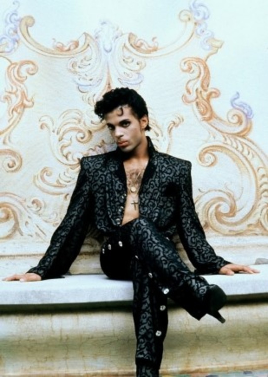 Warner Bros/Allstar, Prince, 1986, photograph, size 15.4 x 23.4 cm. Warner Bros/Allstar photograph. Reproduced from https://www.theguardian.com/culture/gallery/2016/apr/21/prince-legacy-iconic-photographs-career#img-3.