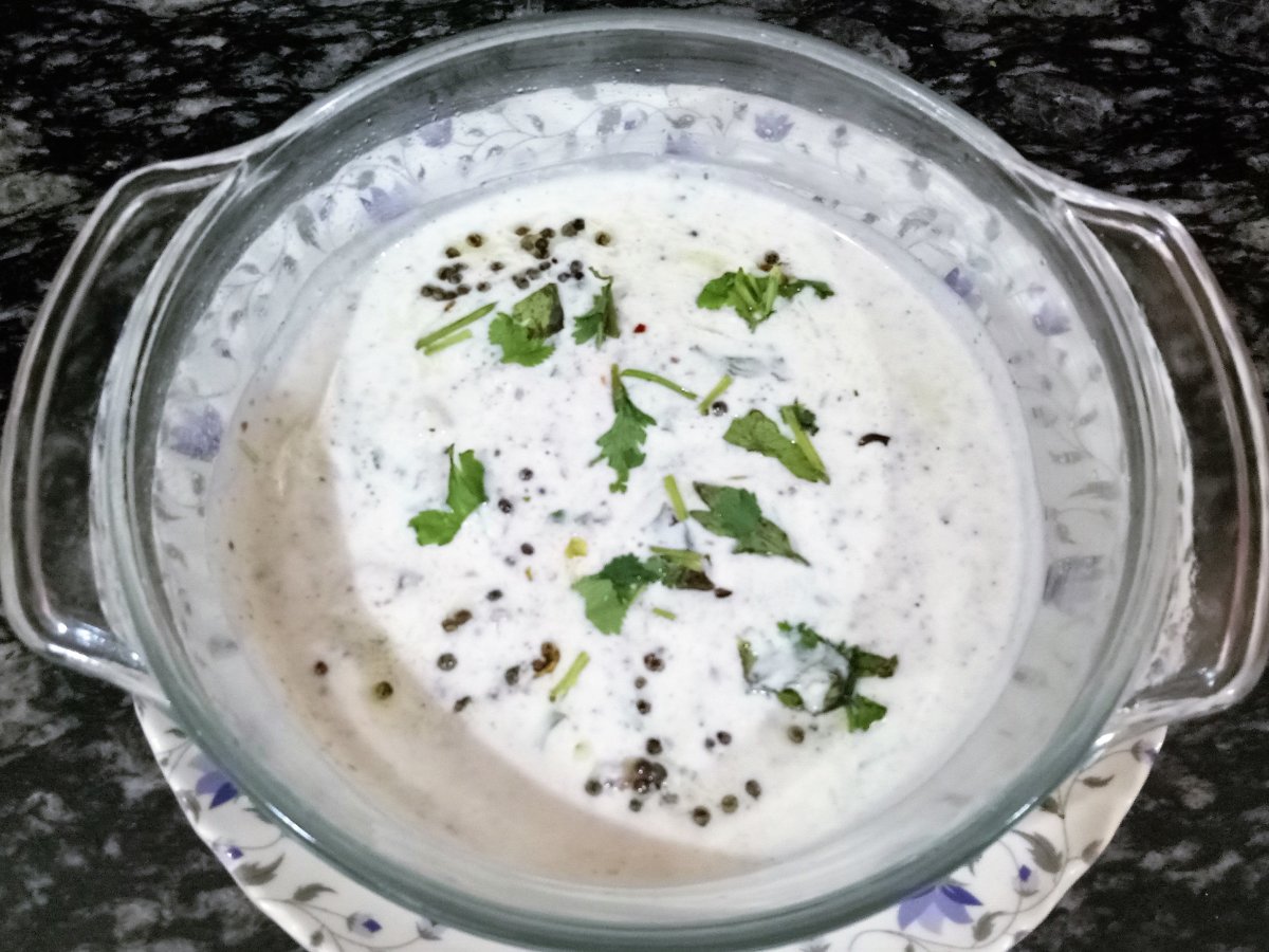Tadka Aloo Raita Recipe: Spiced Potato and Yogurt Side Dish