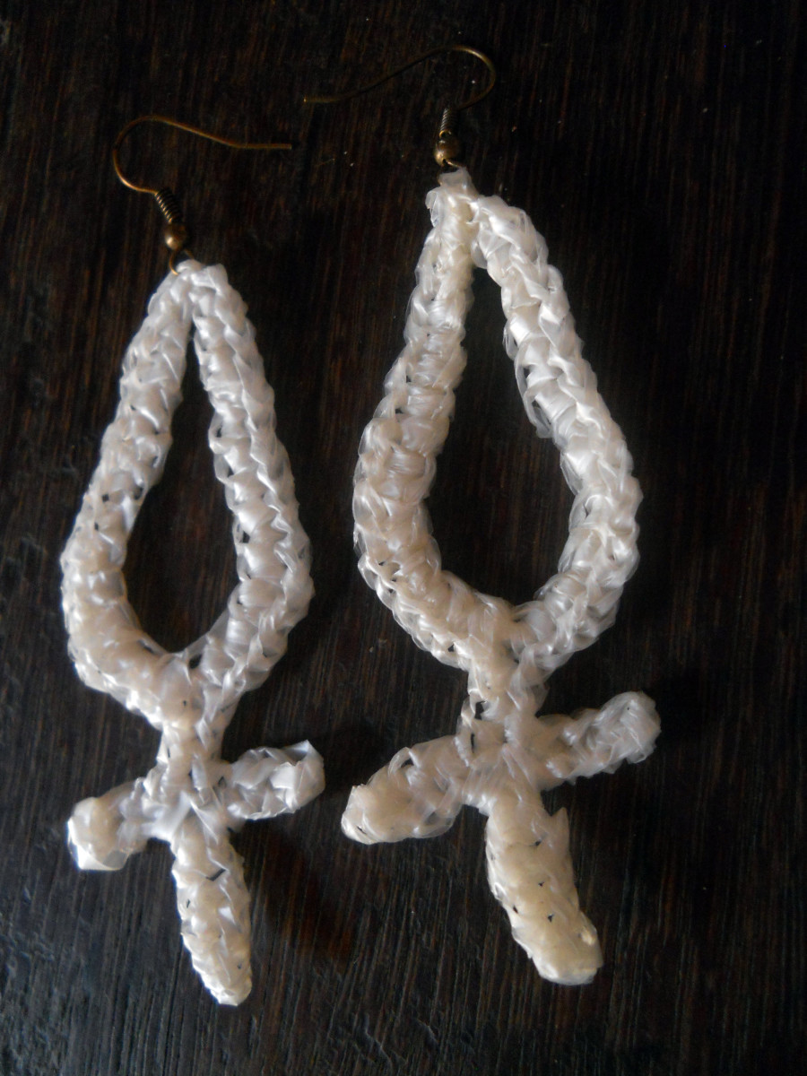 Drop N' Cross Crochet Earrings Free Pattern