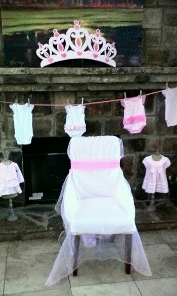 Babyshower - mommy chair for gift opening or games