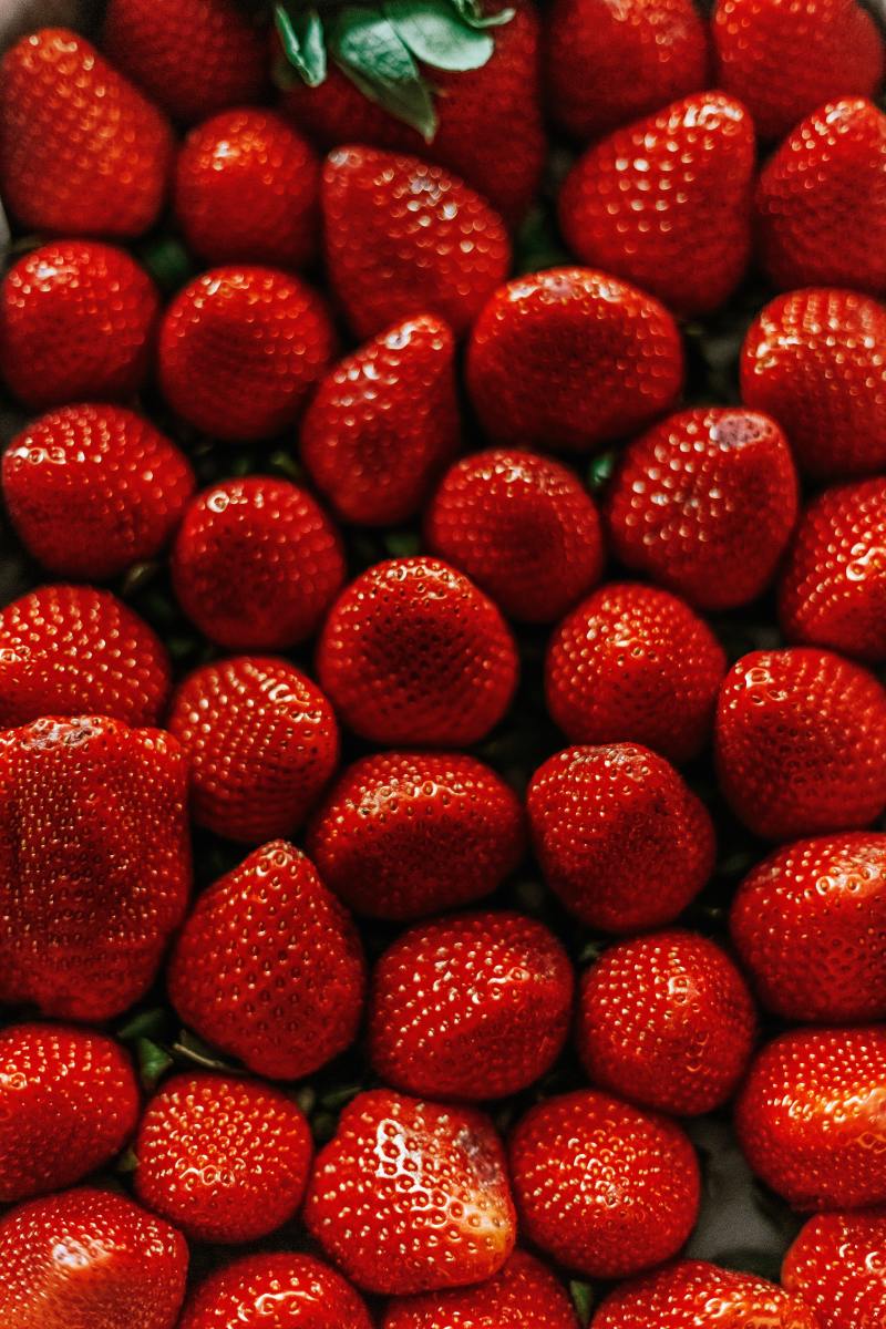 best-strawberry-nutrition-for-healthy-body-skin-and-mind
