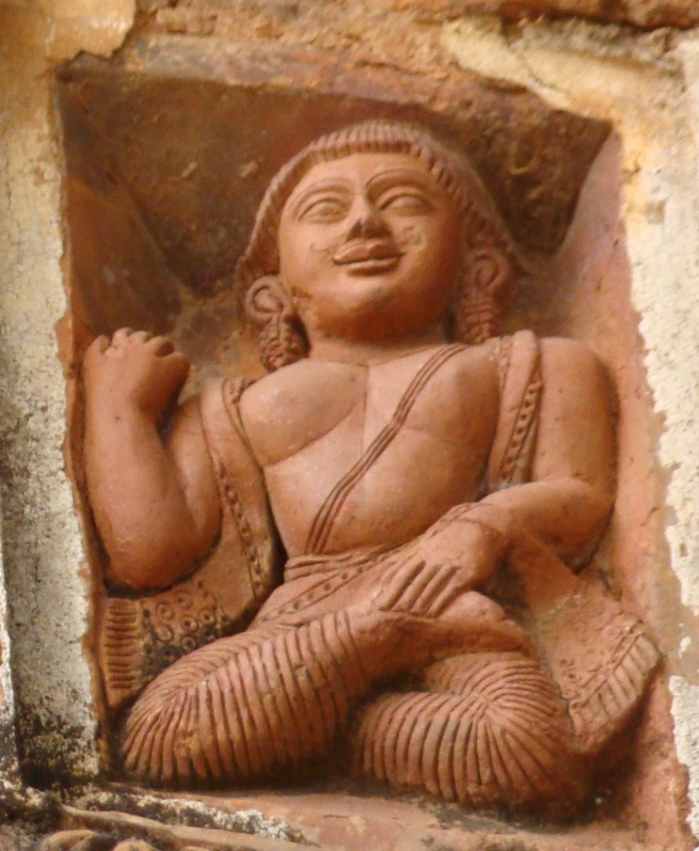 A Brahmin with the sacred thread; terracotta. At Gopaleshwar temple in Bankati, Paschim Bardhaman district.