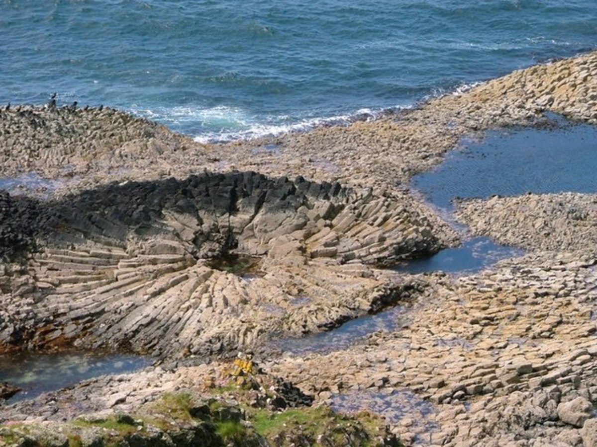 Bassalt rock formation on the Ardmeanach peninsula.