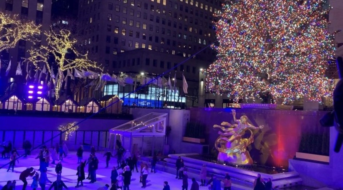 Christmas Time Is the Best Time to Visit New York City