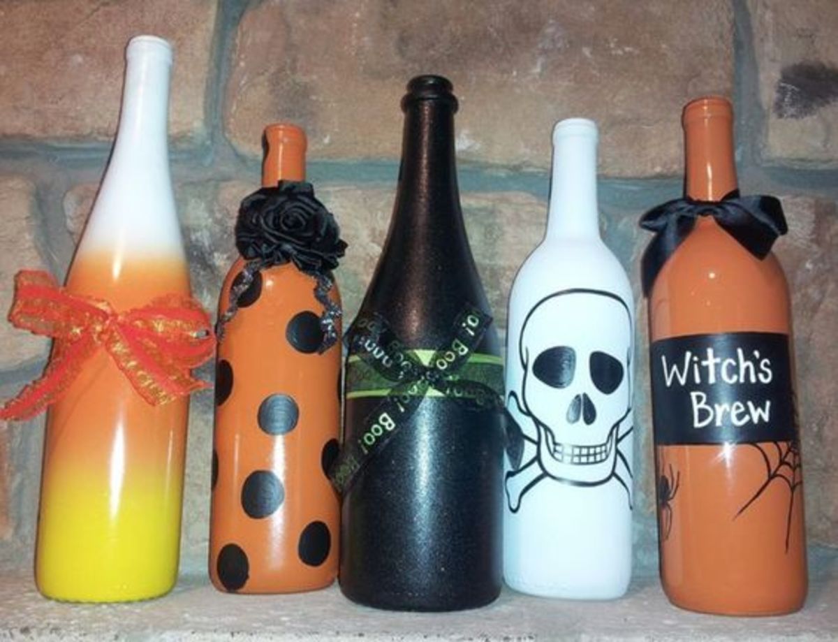 75+ Spooky DIY Halloween Wine Bottle Crafts To Decorate for Fright Night in 2022