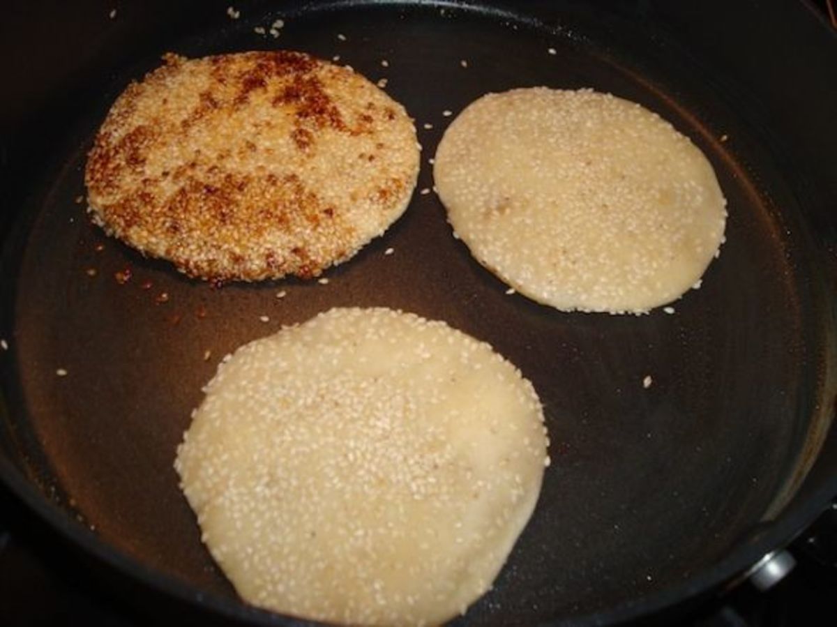 piaya-sugar-stuffed-flat-bread-with-sesame