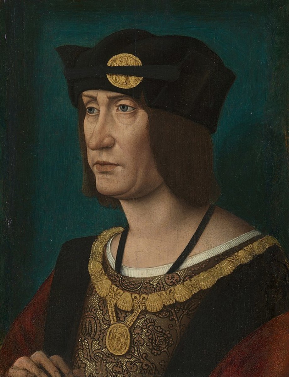 Louis XII of France continued the campaigns of his predecessor