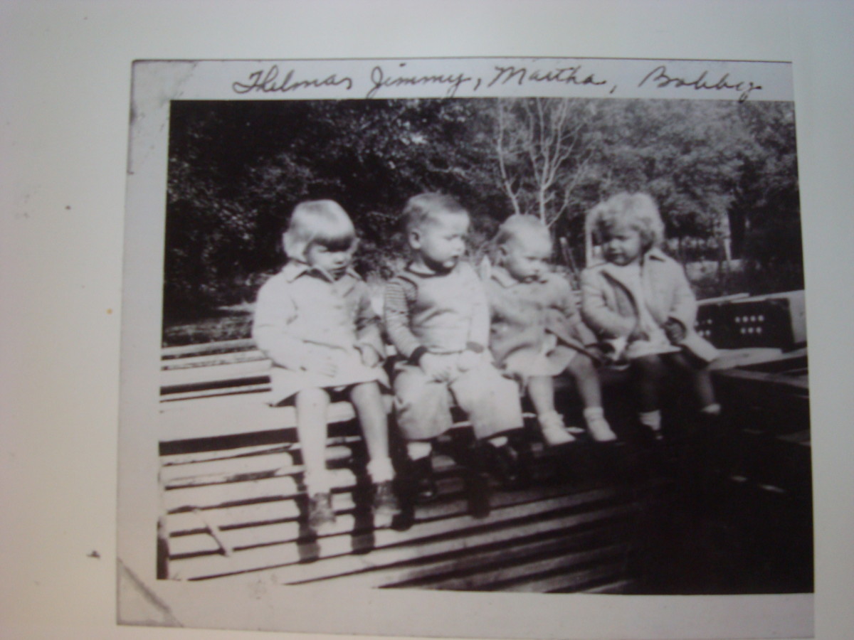 Summer at Grandmother Knight's farm with all of the grandchildren: Thelma, Jimmy, Martha and Bobbi (me)