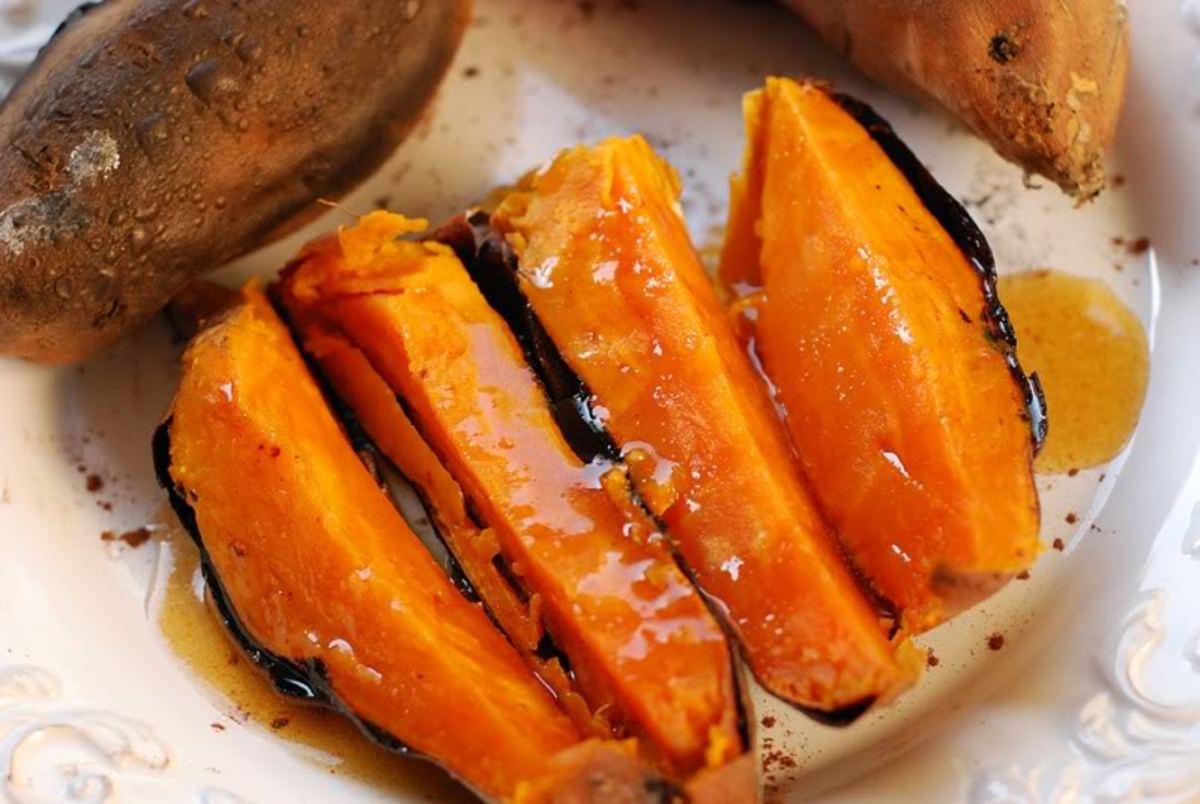 Sliced coal fired sweet potato By swibirun -1, source: Photobucket
