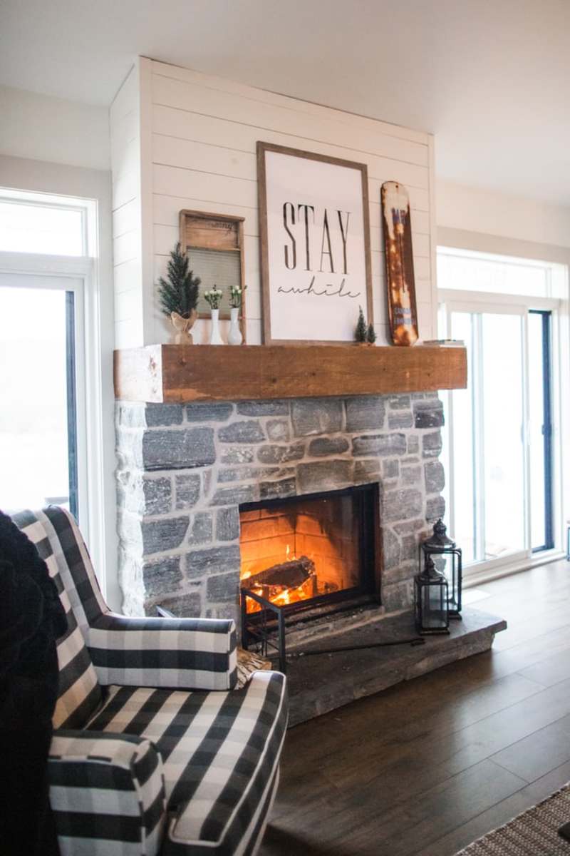 how-to-decorate-a-living-room-with-a-fireplace-in-the-center