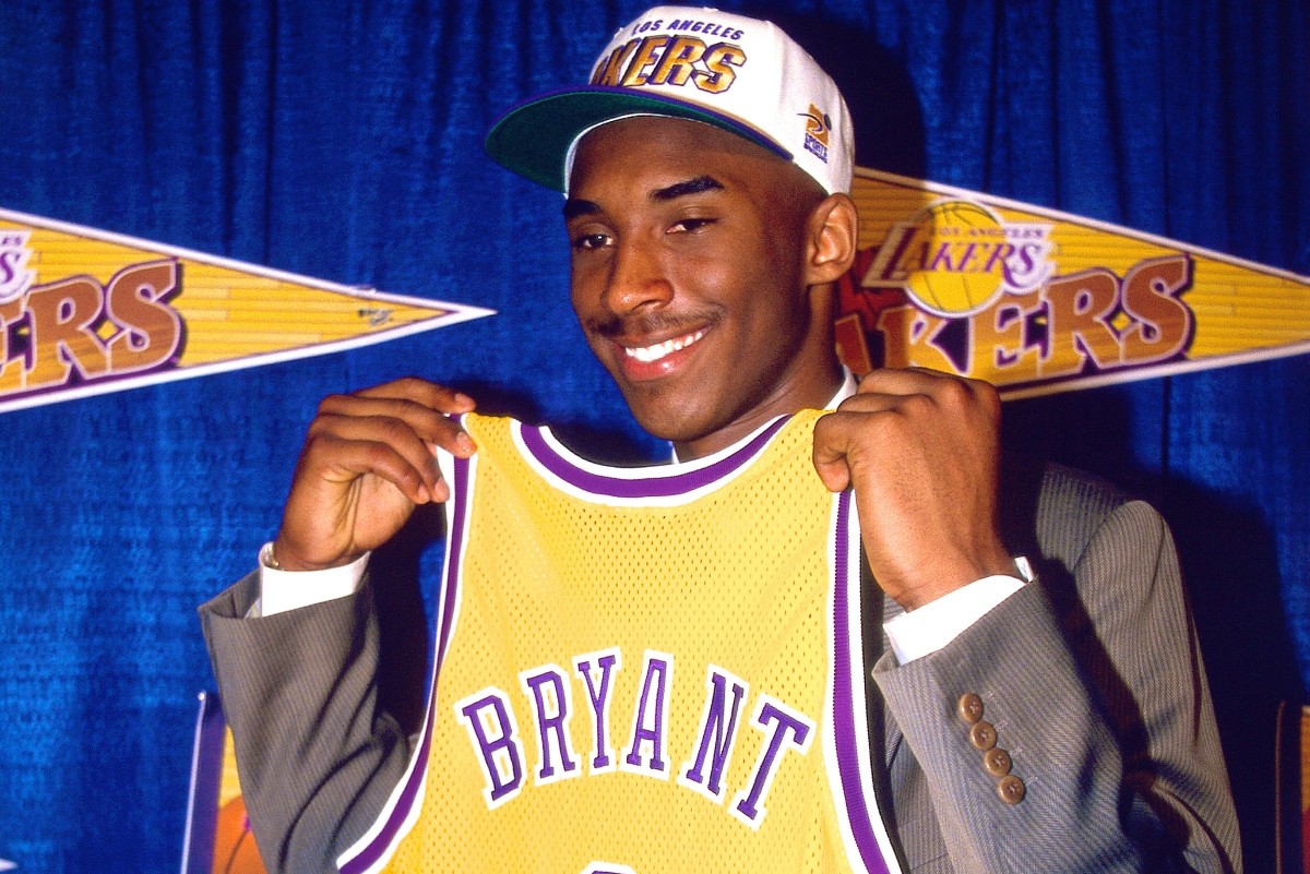 24 Achievements in the Career of Kobe Bryant